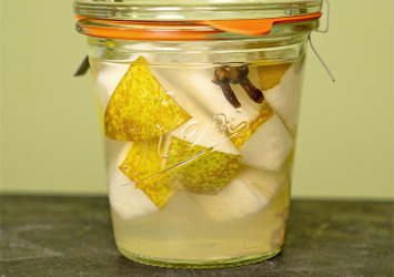 Birnenkompott mit Zimt und Zitrone